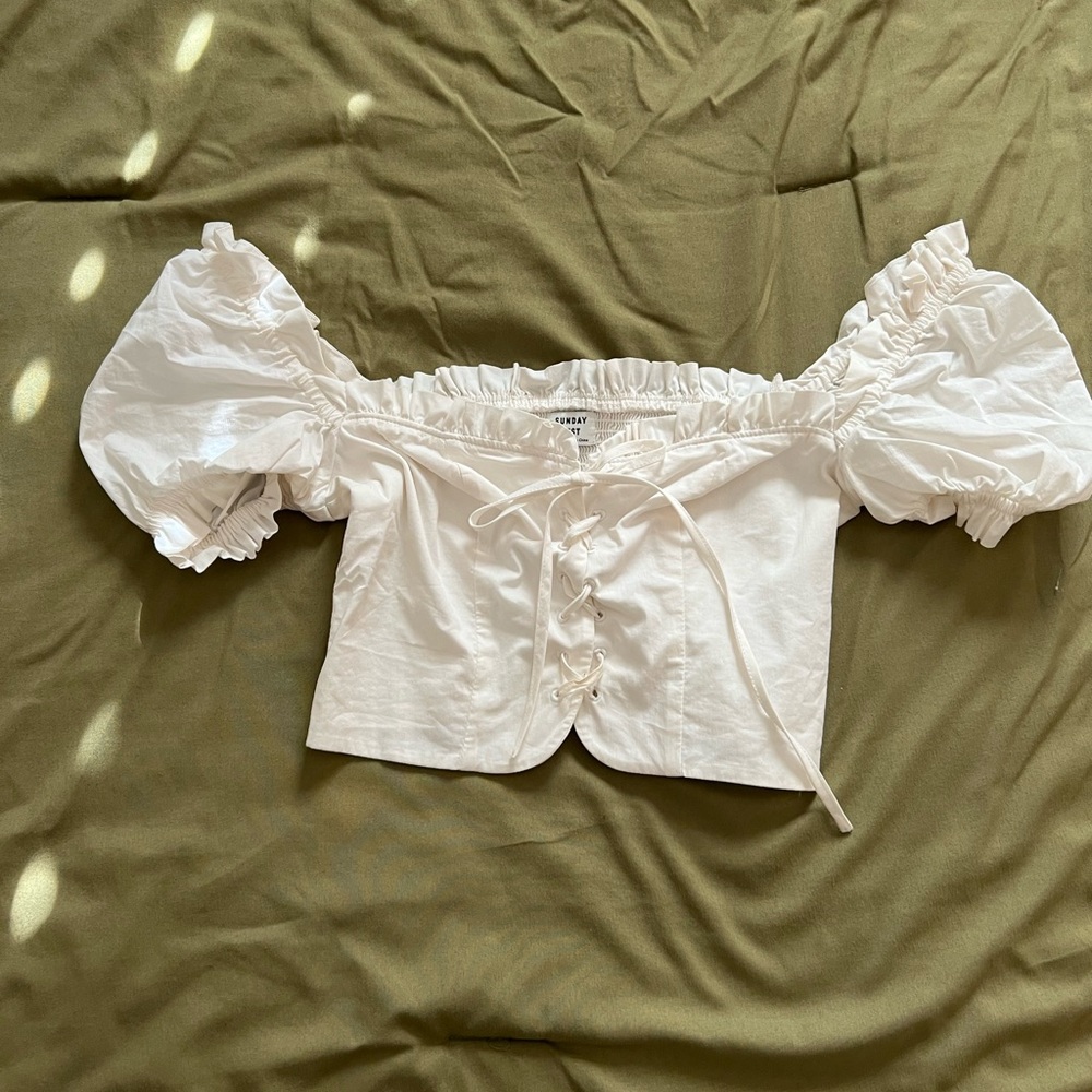 Aritzia (Sunday Best) Cream Off-Shoulder Puff Sleeve Top